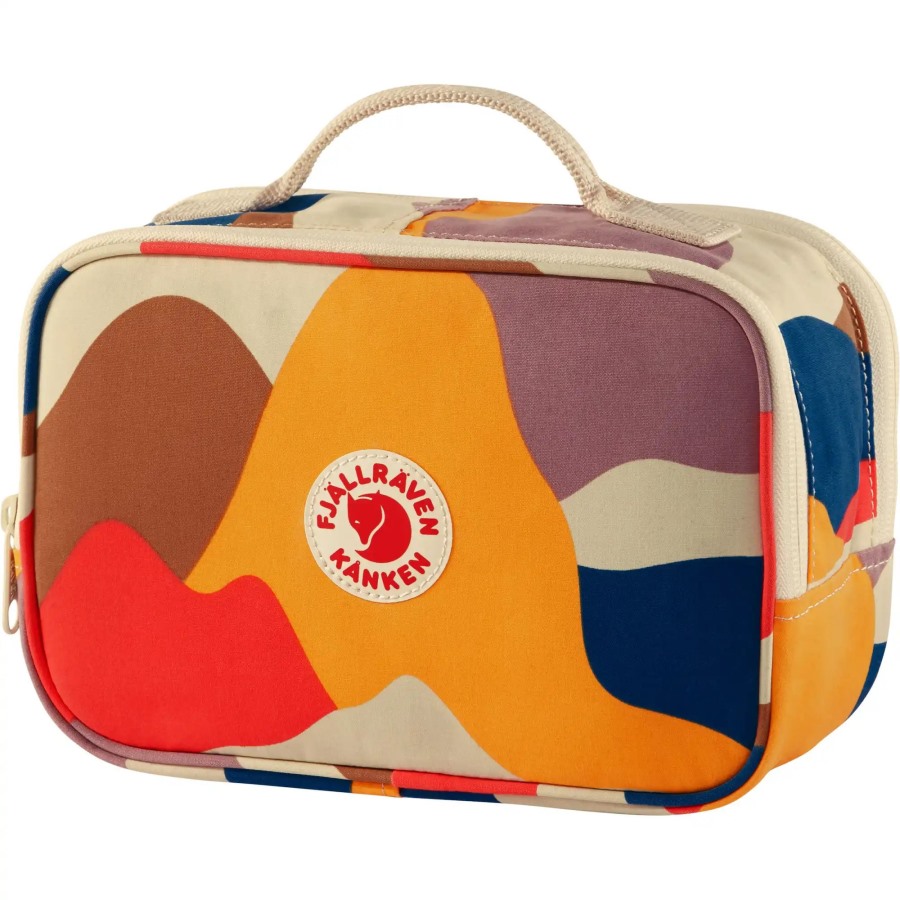 Kånken Art Toiletry Bag Spring Landscape Fjällräven
